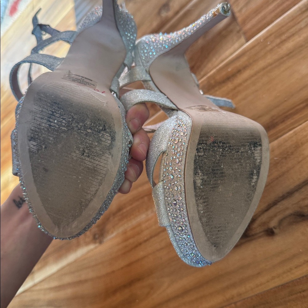Camille La Vie Silver Glitter Strappy Heels - Picture 9 of 10